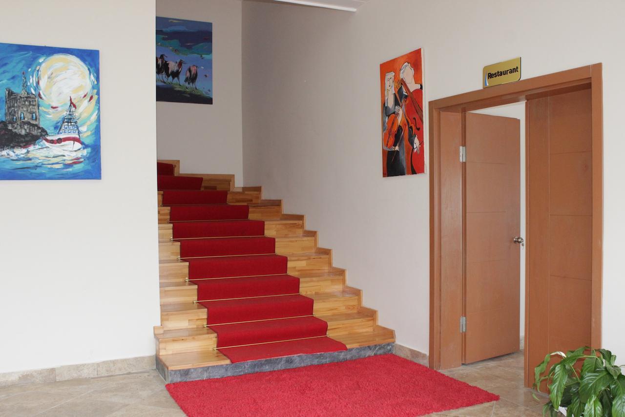 Deniz Konak Hotel Pazar  Buitenkant foto