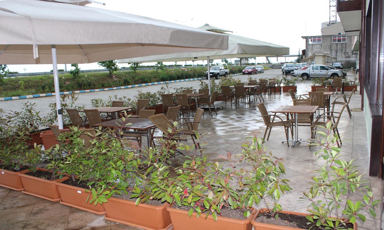 Deniz Konak Hotel Pazar  Buitenkant foto