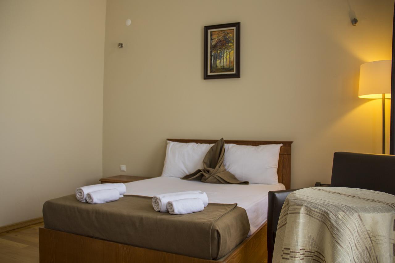 Deniz Konak Hotel Pazar  Buitenkant foto